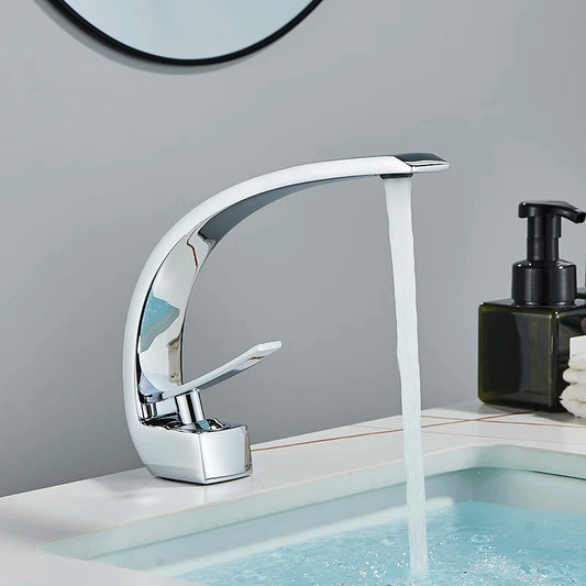 Curved Brass Bathroom Faucet – Modern Basin